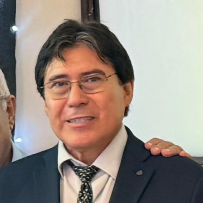 Dr. David Fernando Ortiz Rodríguez